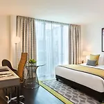 La Clef Tour Eiffel Paris By The Crest Collection