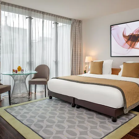 Hotel La Clef Tour Eiffel By The Crest Collection Parigi