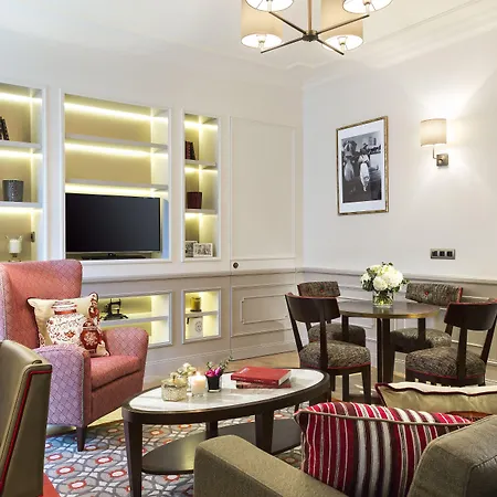 La Clef Tour Eiffel By The Crest Collection 5* Parigi