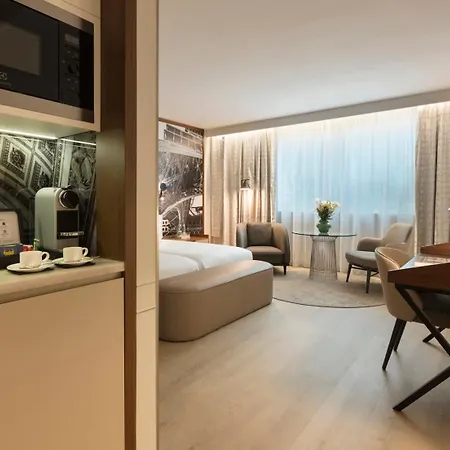 Hotel La Clef Tour Eiffel By The Crest Collection Parigi