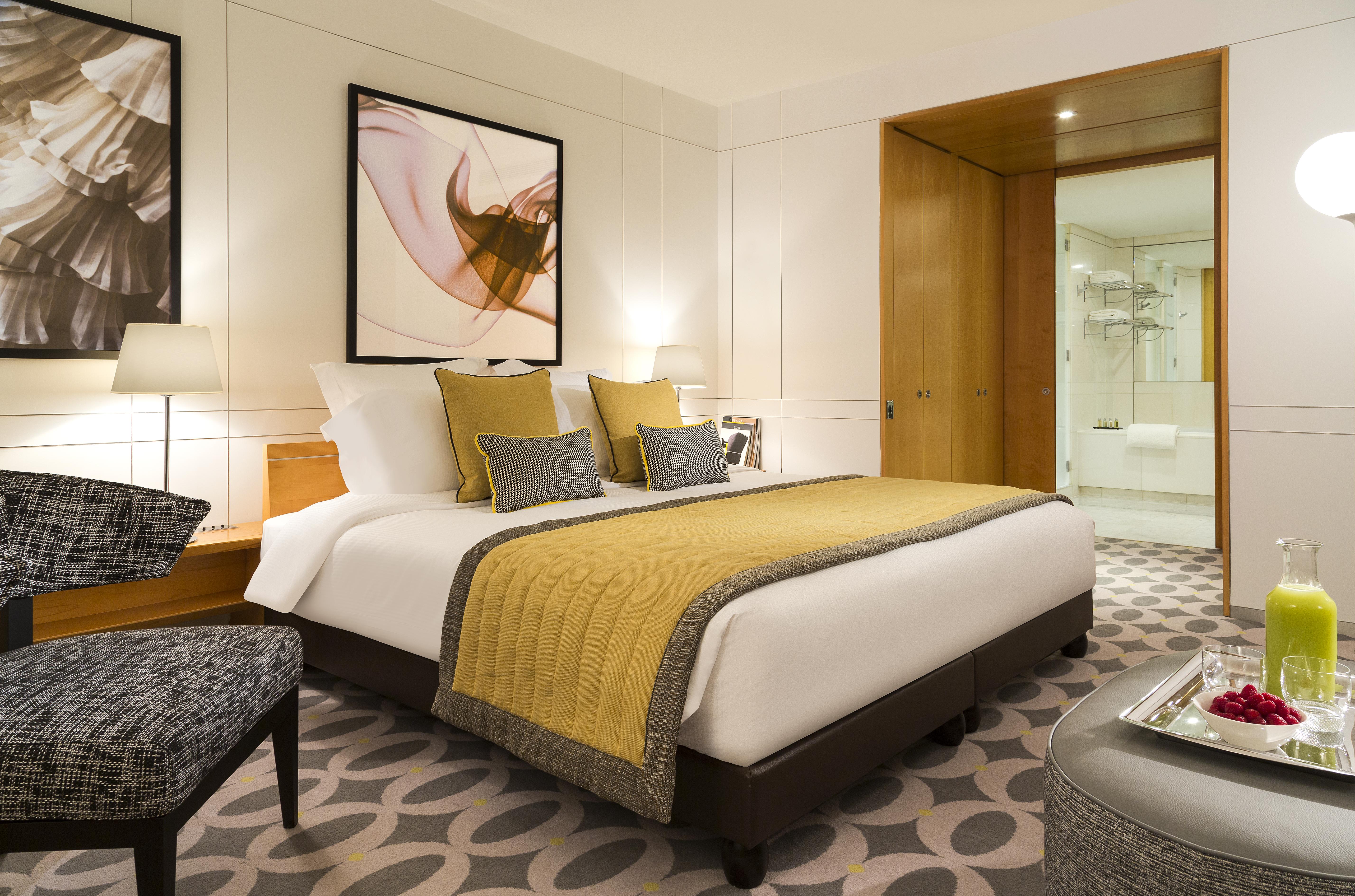 La Clef Tour Eiffel By The Crest Collection Hotel Paris