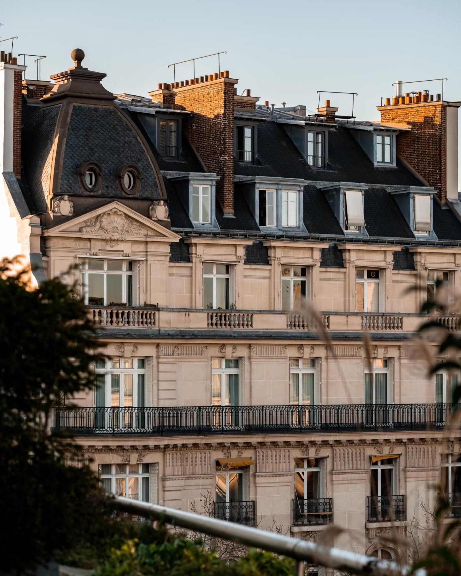 Hotel La Clef Tour Eiffel By The Crest Collection