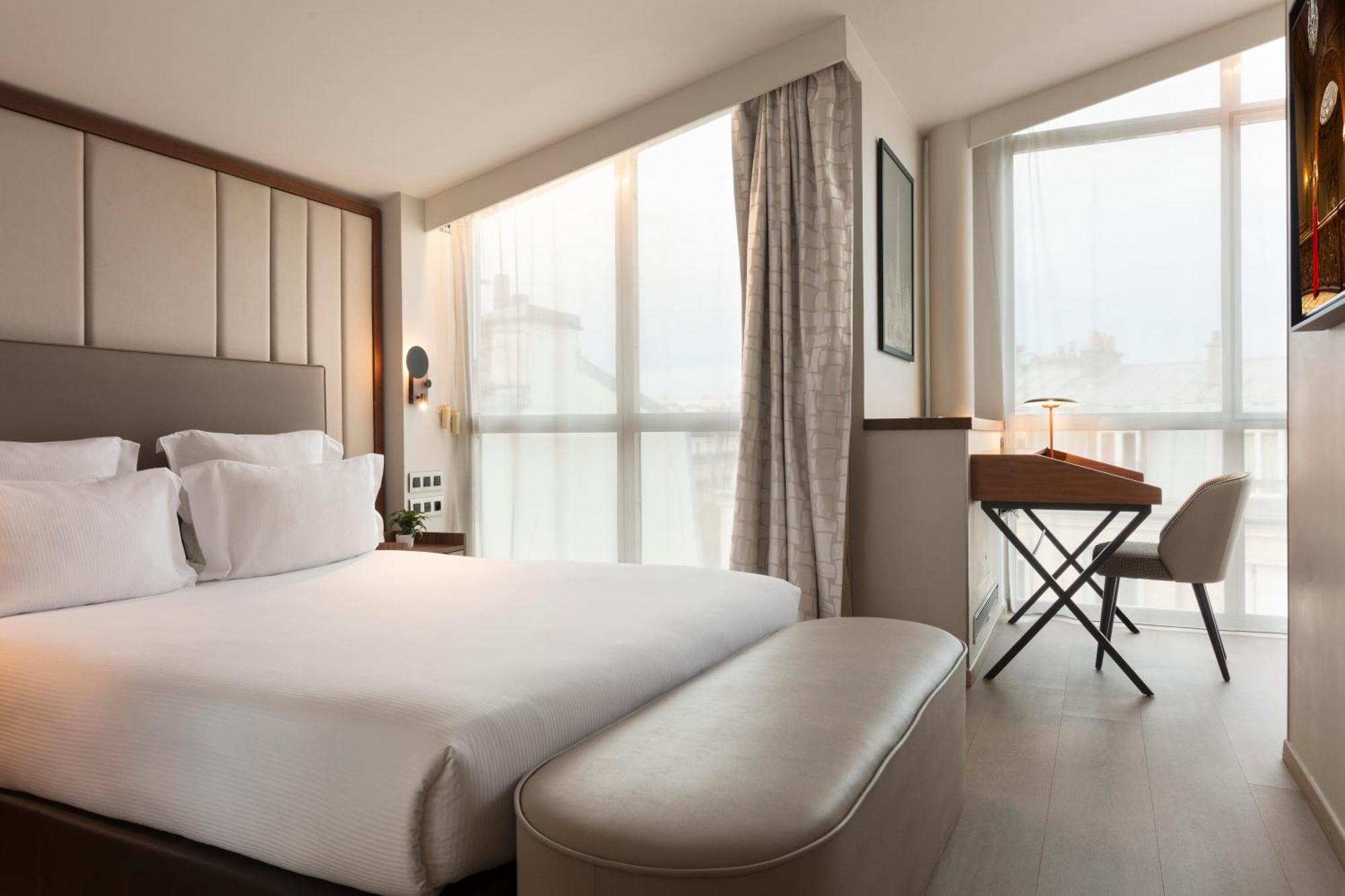 La Clef Tour Eiffel By The Crest Collection Hotel