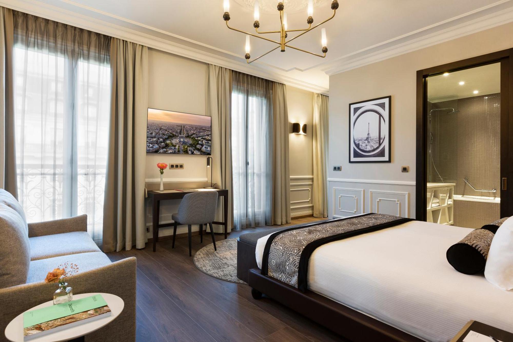 Hotel La Clef Tour Eiffel By The Crest Collection Parigi